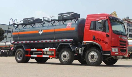 工業(yè)廢水油罐車圖片 工業(yè)廢水油罐車圖片