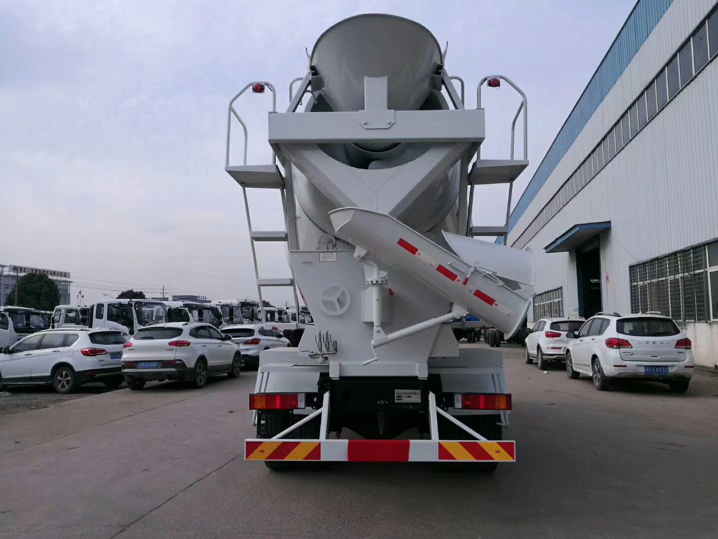 �����f(w��n)ɽ����܇(ch��)