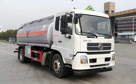 國六東風天錦油罐車圖片 國六東風天錦油罐車圖片