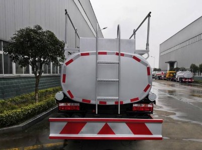 �|�L(f��ng)�������{(l��n)�ƹ�Һ܇(ch��)�DƬ