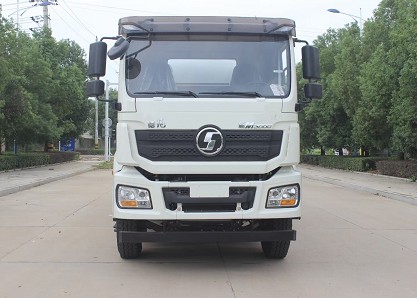 國六陜汽德龍后八輪供液車圖片 國六陜汽德龍后八輪供液車圖片