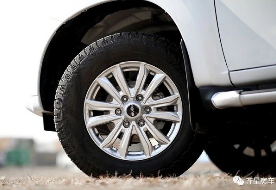 �c���ʮ�D-MAX����ԽҰ��픷�܇(ch��)�DƬ