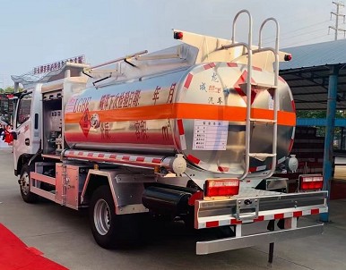 �����|�L(f��ng)�������w�C����܇