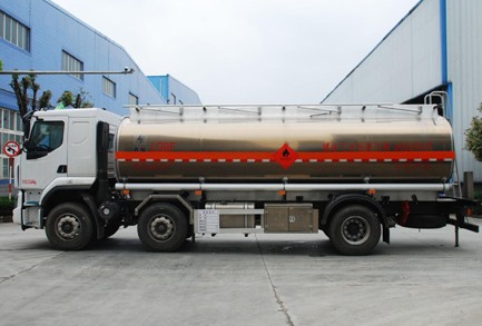 國(guó)六東風(fēng)柳汽24.7方鋁合金運(yùn)油車 國(guó)六東風(fēng)柳汽24.7方鋁合金運(yùn)油車