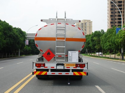 國六東風(fēng)天錦14.2方鋁合金運(yùn)油車 國六東風(fēng)天錦14.2方鋁合金運(yùn)油車