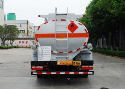 國(guó)六東風(fēng)福瑞卡8.6方運(yùn)油車 國(guó)六東風(fēng)福瑞卡8.6方運(yùn)油車