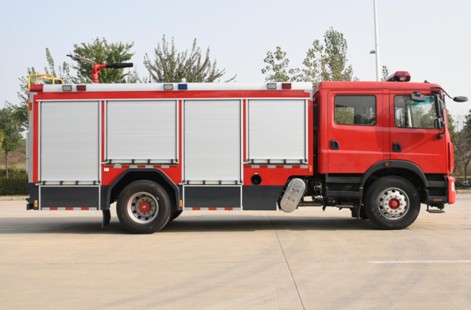 ����7���|�L������D9ˮ������܇