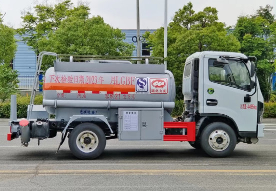 藍牌油罐車|加油車圖片 藍牌油罐車|加油車圖片