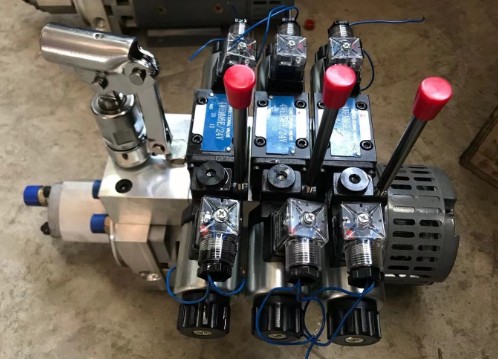 �\(y��n)�i܇������Ԫ