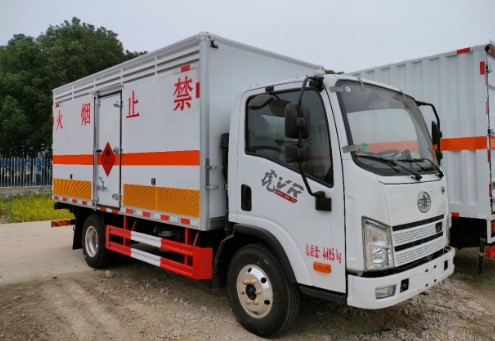 ��Ż�VR�{(l��n)��2��w��ʽ�\(y��n)ݔ܇