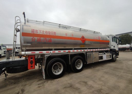重汽汕德卡后雙橋/后八輪油罐車(chē)_楚勝牌CSC5268GYYLZK6型鋁合金運(yùn)油車(chē) 重汽汕德卡后雙橋/后八輪油罐車(chē)_楚勝牌CSC5268GYYLZK6型鋁合金運(yùn)油車(chē)