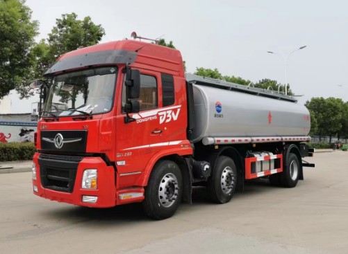 東風(fēng)暢行D3V小三軸食用油運輸車_潤知星牌SCS5250GSYDFV6型食用油運輸車 東風(fēng)暢行D3V小三軸食用油運輸車_潤知星牌SCS5250GSYDFV6型食用油運輸車