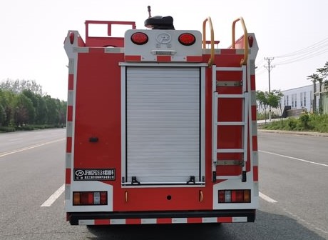 江鈴順達(dá)水罐消防車,江特牌JDF5060GXFSG15/J6型水罐消防車 江鈴順達(dá)水罐消防車,江特牌JDF5060GXFSG15/J6型水罐消防車