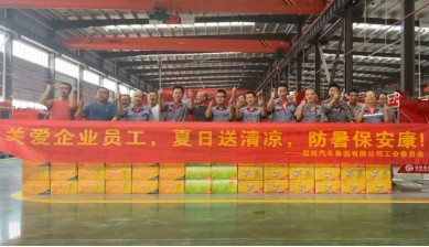 �������