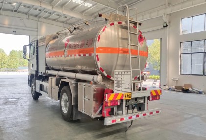 �����ǵ¿�13���w�C(j��)����܇(ch��)_�R����QXC5186GJYZ6A���w�C(j��)����܇(ch��)